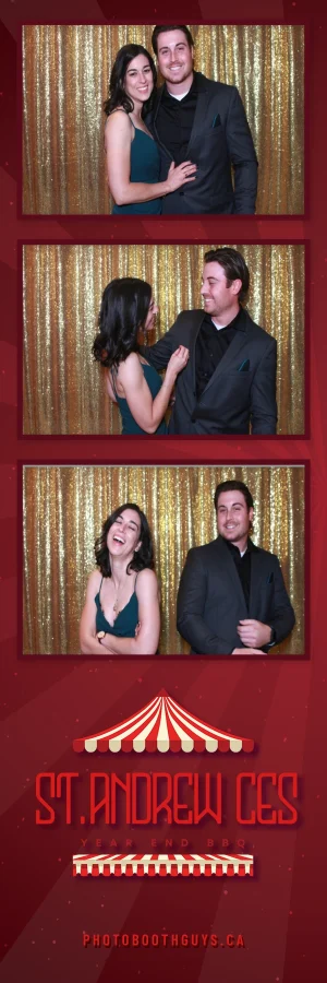 oakville-wedding-photo-booth Photo booth picture from a wedding in Oakville